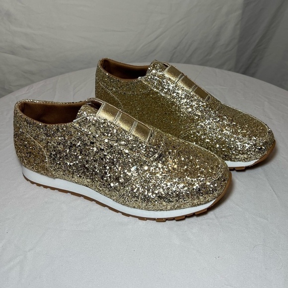 Gold Glitter Tennis Shoes/Sneakers - NWOT - Picture 2 of 10